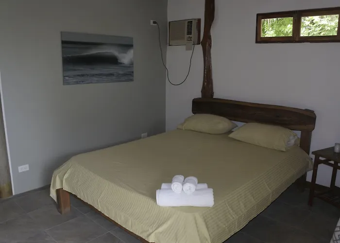 Wild Waves Surf-House